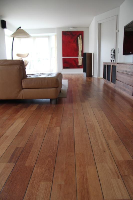 Вопрос: Зачем вам паркет из экзотических пород