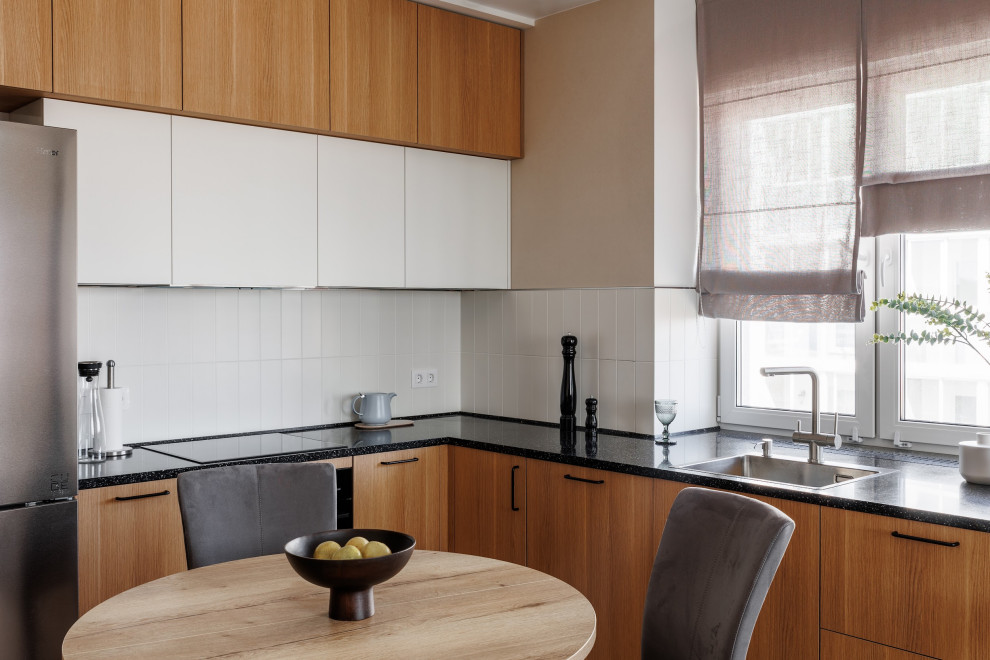 Трешка для молодой пары с двумя детьми