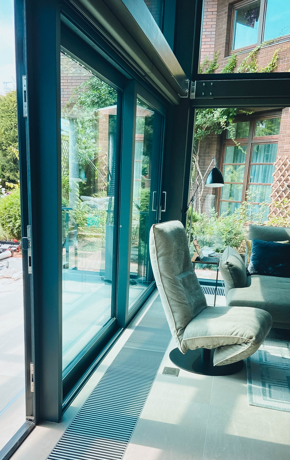 Остекление частного коттеджа. Новая Москва