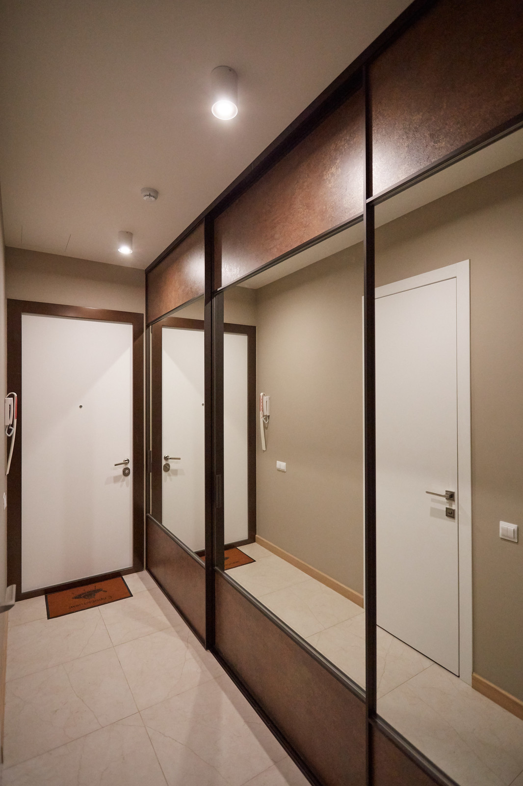 Шкаф-купе в прихожую raumplus