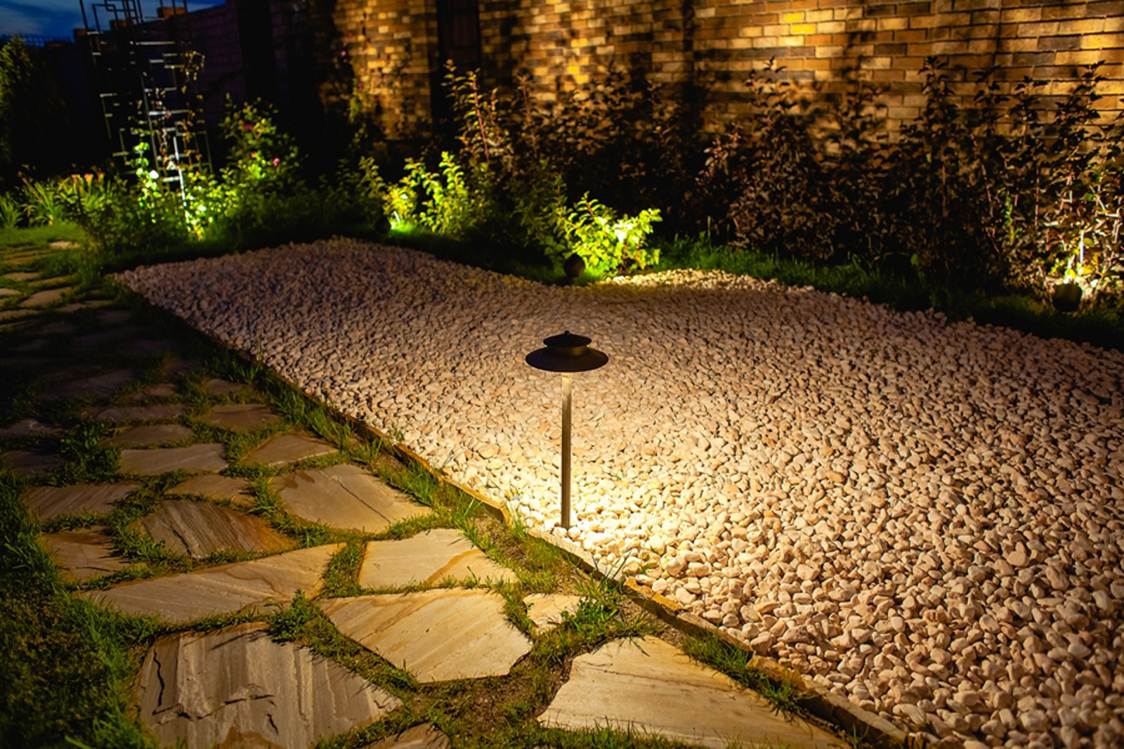 Подсветка дорожки