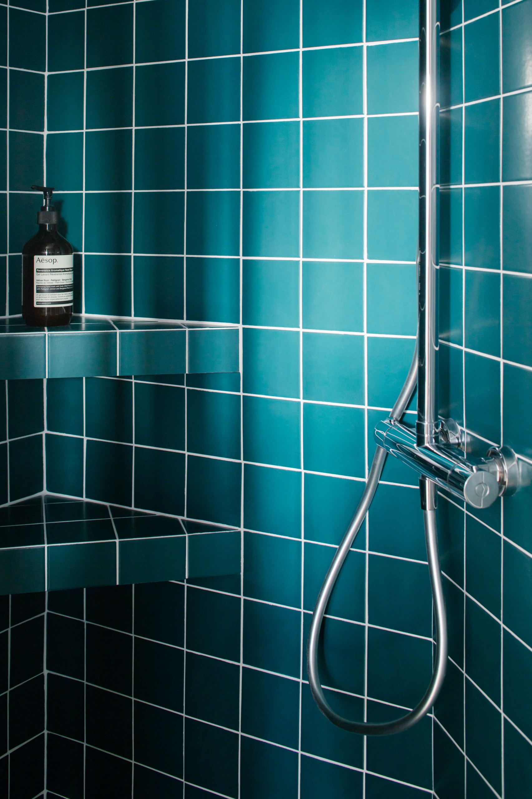 До и после: 16 кв.м — парижская студия с эффектной кухней