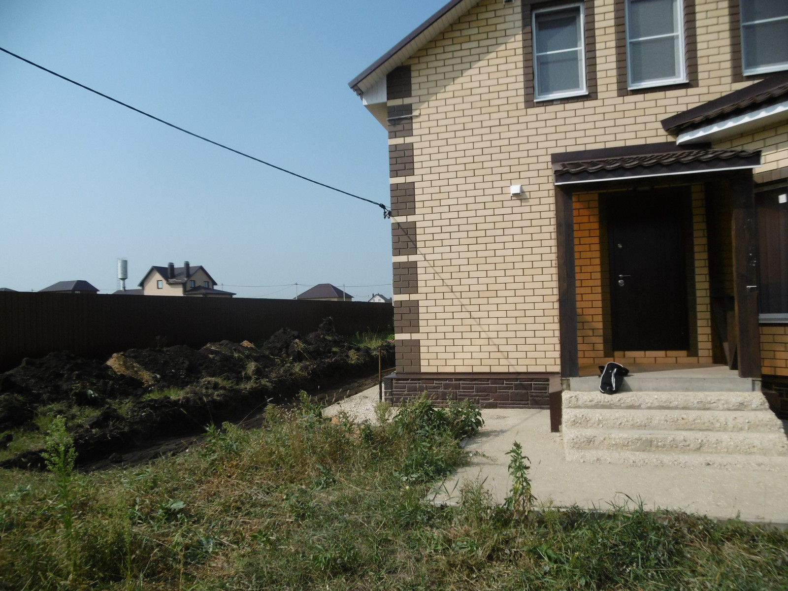 Квартиры и коттеджи