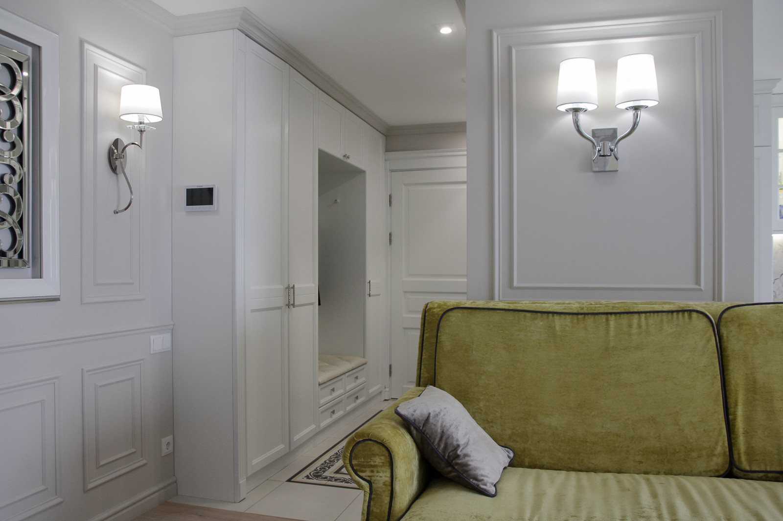 Воздушная классика. Квартира в центре города.