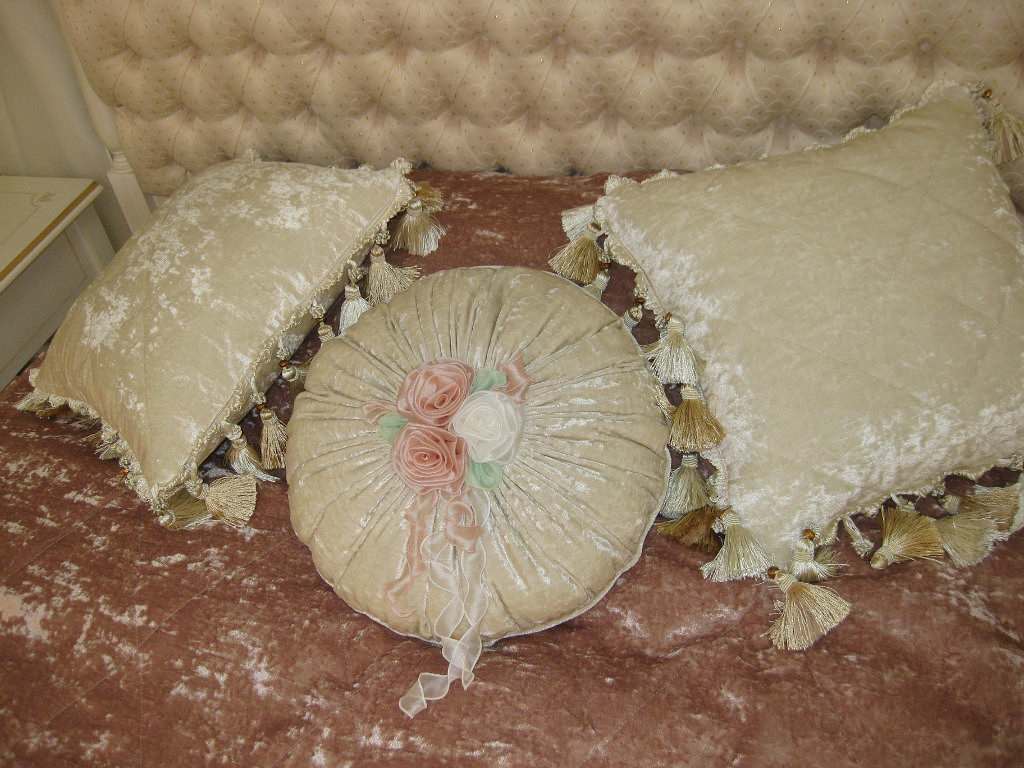 Текстильное оформление комнаты девочки