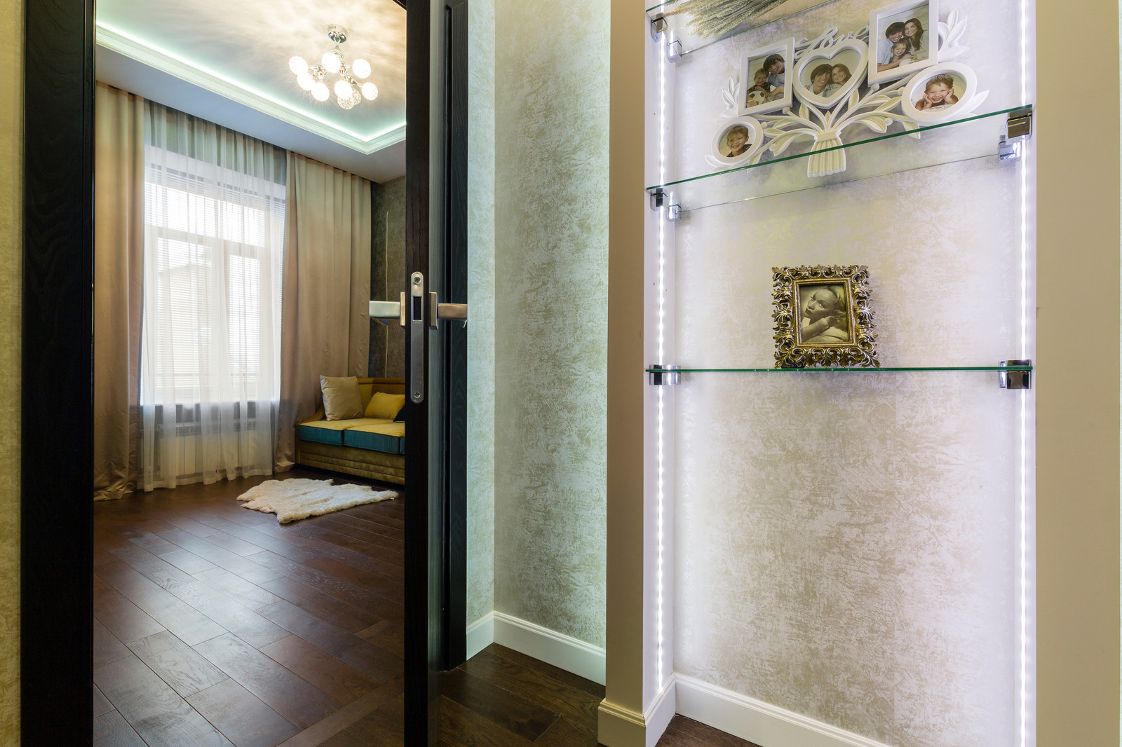 STYLISH LUX APARTMENT IN THE HEART OF THE CITY