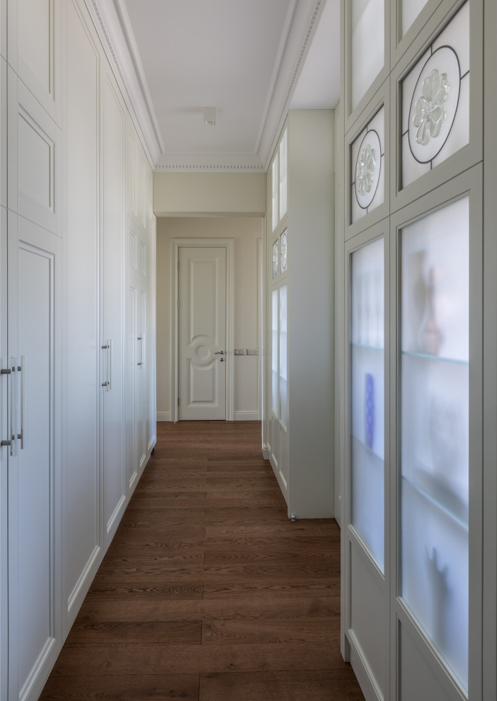 Houzz тур: Сталинка с коллекцией скандинавского стекла
