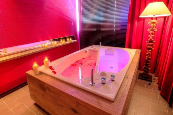 Обложка проекта: Ванна для двоих Yin Yang