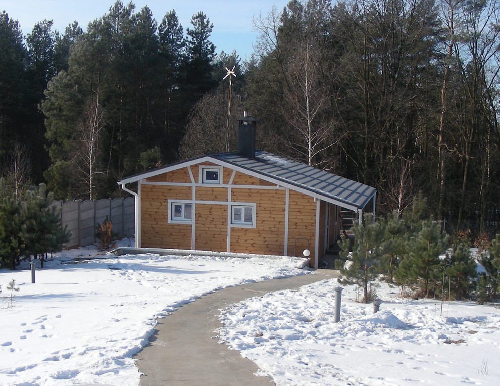 Дача возле леса