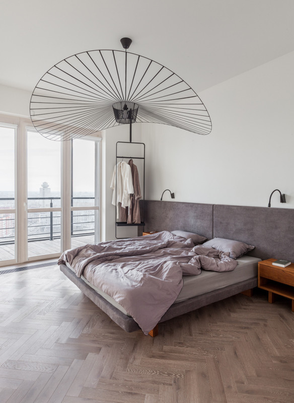 PRS Apartment. Монохромный интерьер «с лестницей в небо»