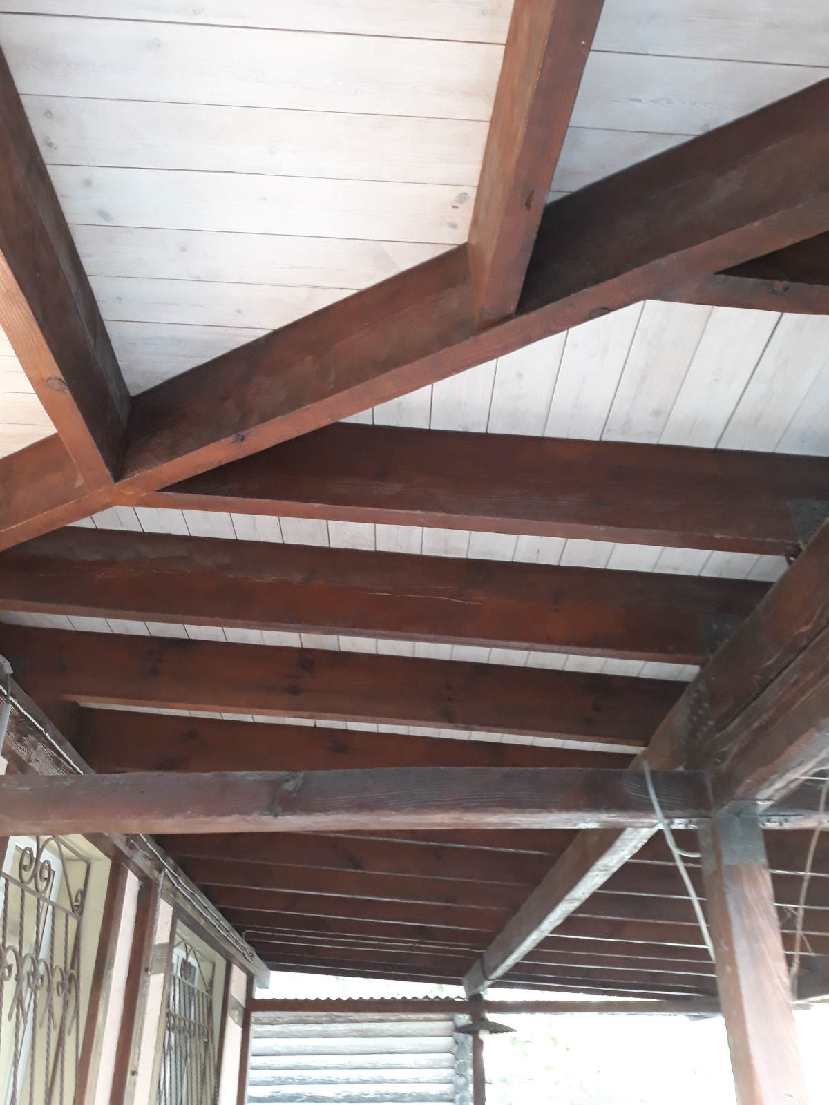 Беседка в стиле кантри