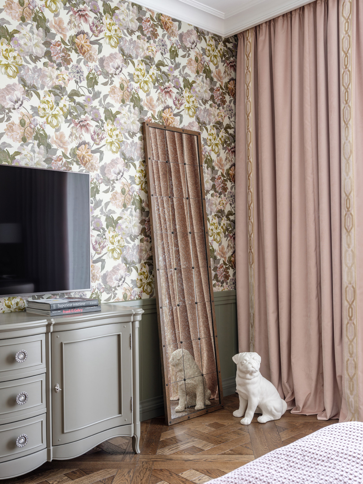 Трехкомнатная квартира в ЖК Крестовский de luxe - 129м²