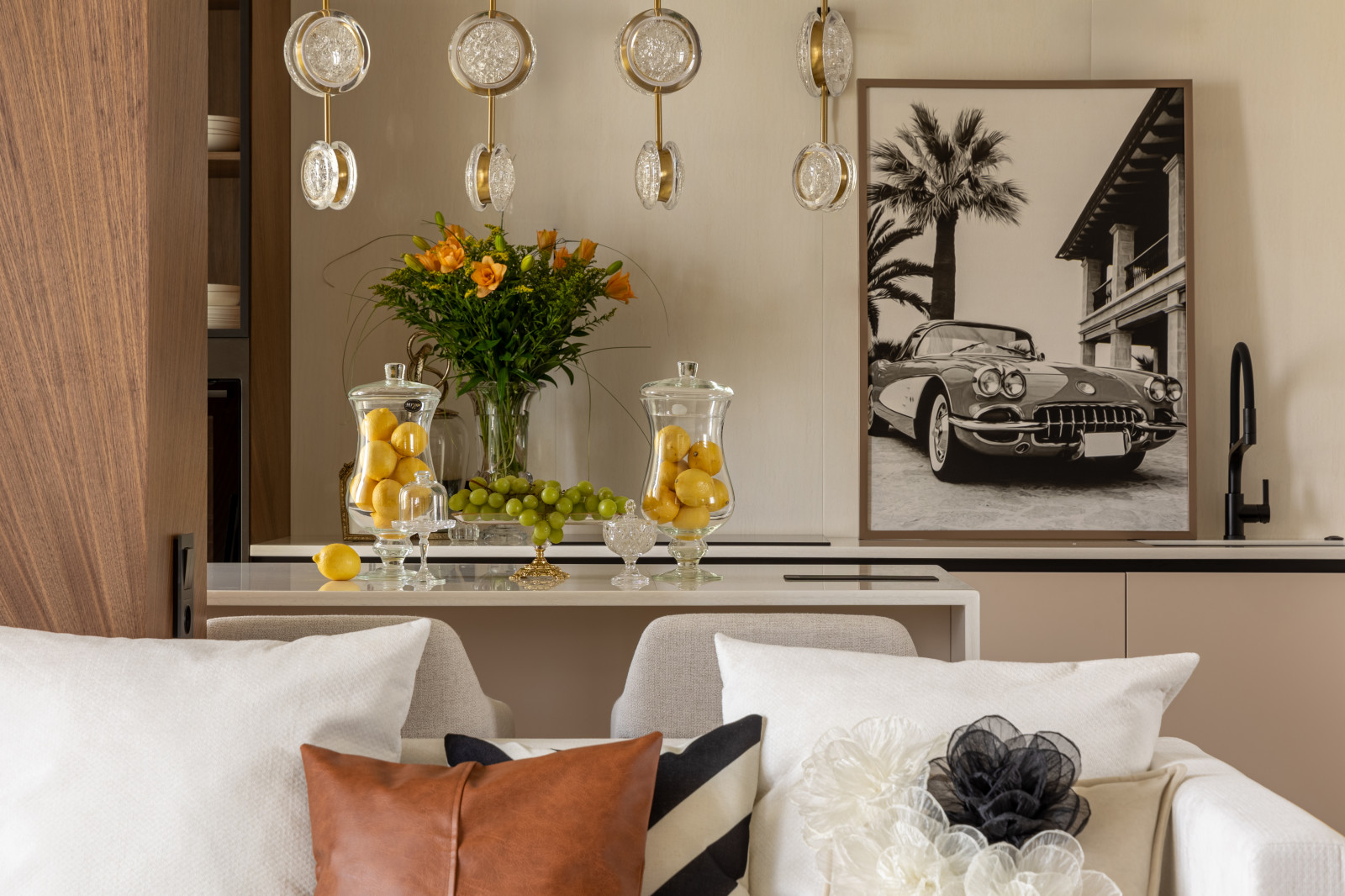 Обложка проекта: апартаменты Атлант