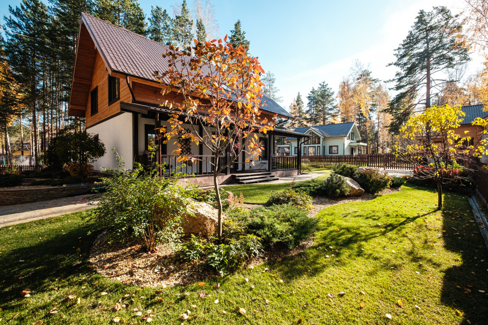 У леса на опушке