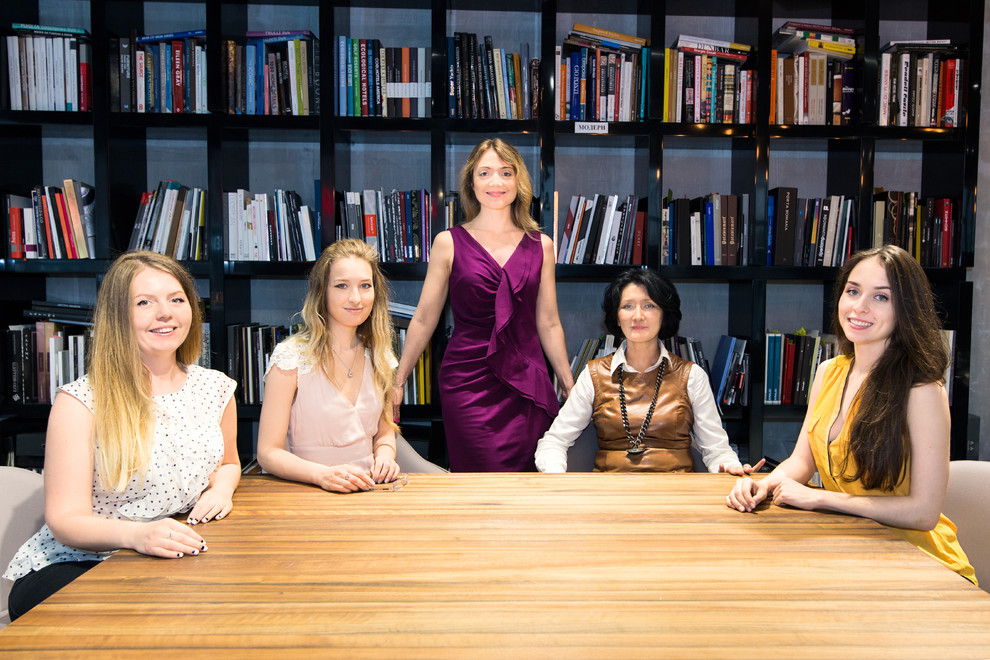 Фотосессия сотрудников для дизайн студии Goldenheads