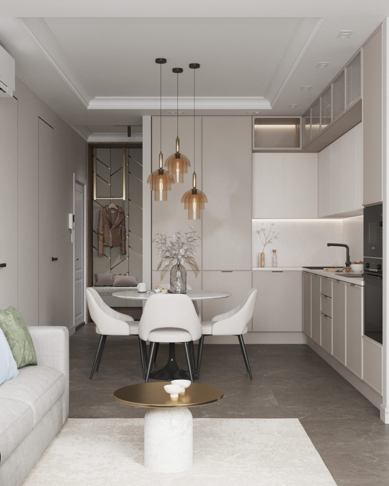 СИЛЬНАЯ И НЕЗАВИСИМАЯ