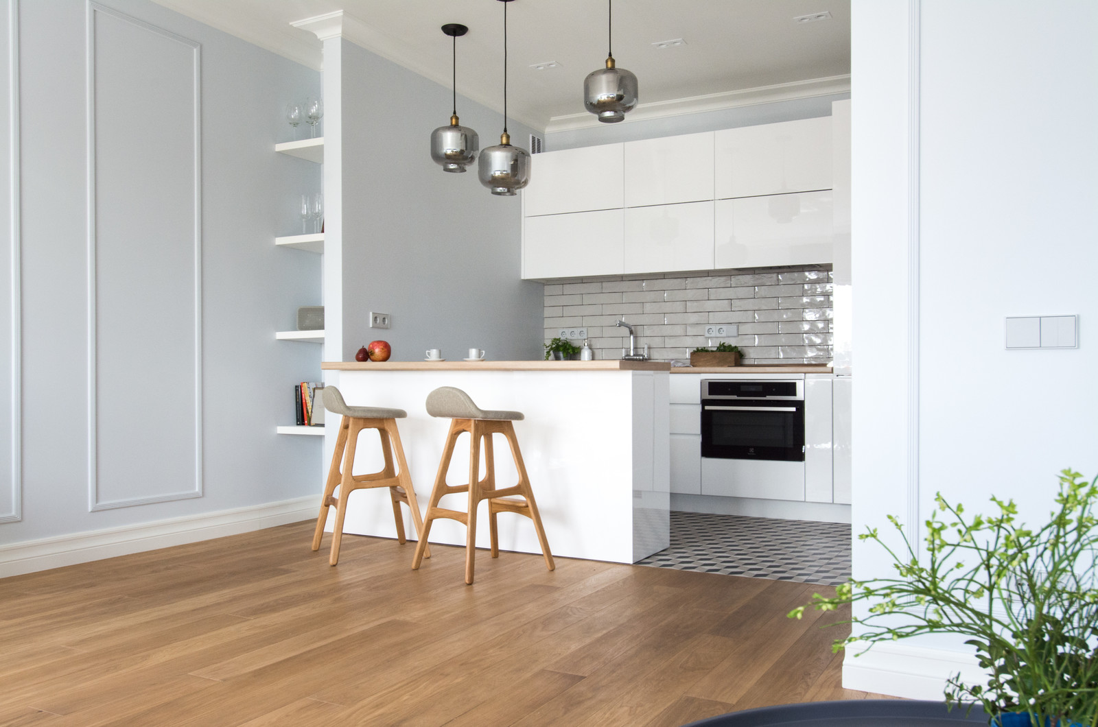 Обложка альбома: стена