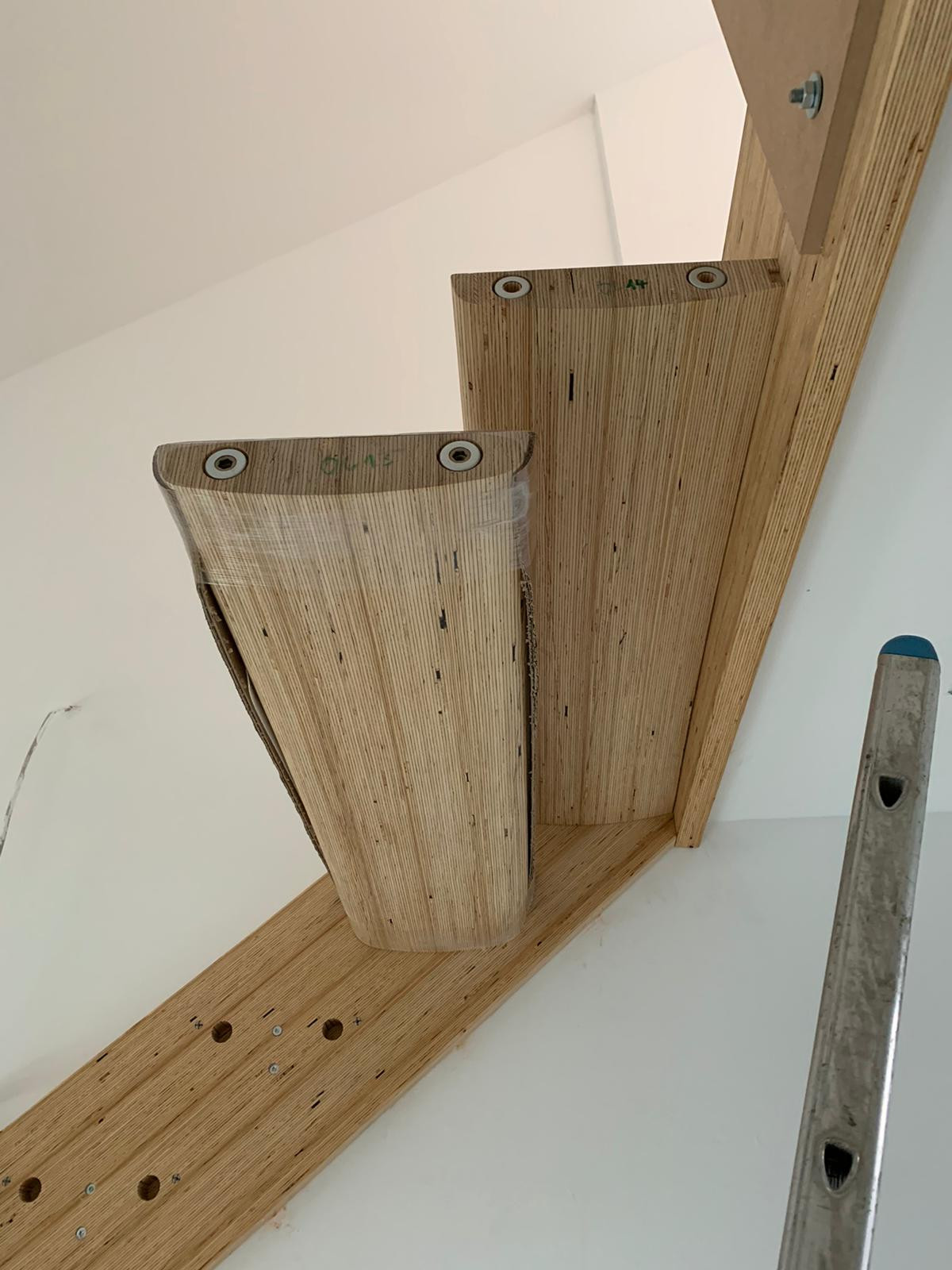 До и после: Лестница с «разрезанными» ступенями