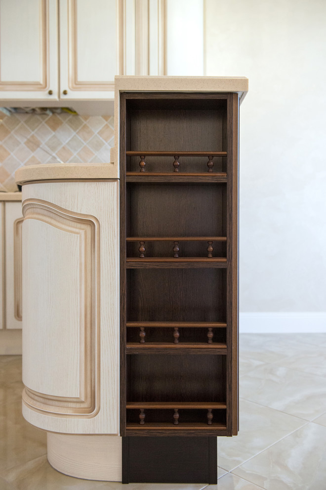 кухня-гостиная в классическом стиле