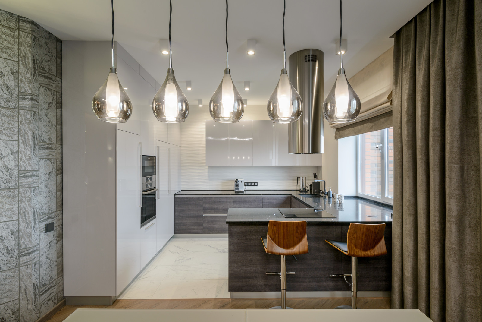 Большая квартира в современном стиле