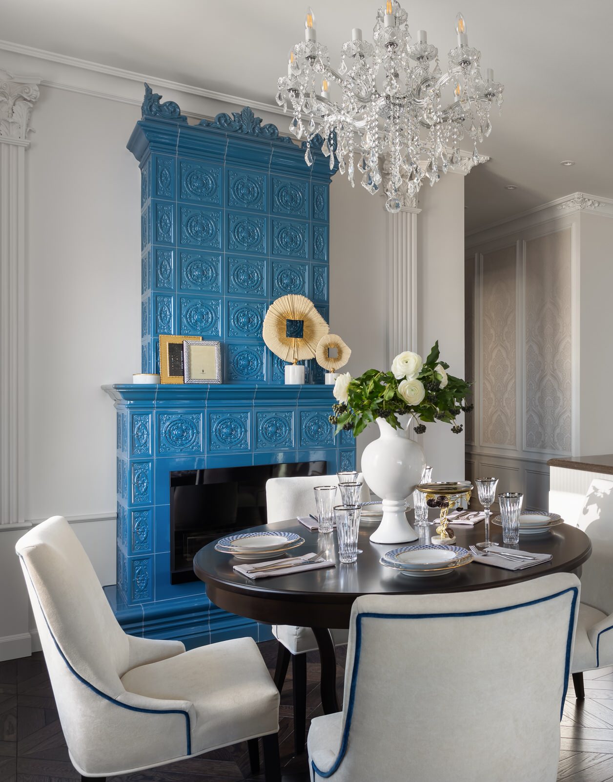 Трехкомнатная квартира с венгерским камином HQ Keramik