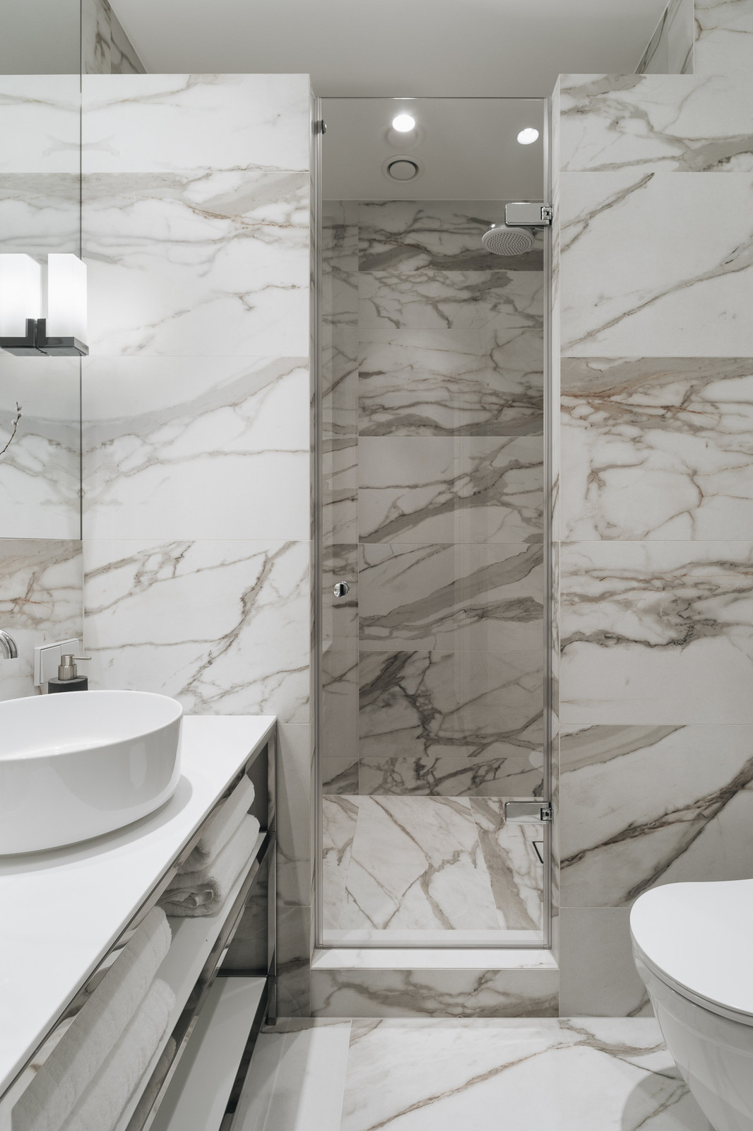 Houzz тур: Маленькая квартира в доме архитектора Боссе