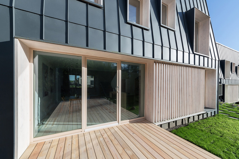 Деконструктивизм в частной архитектуре.