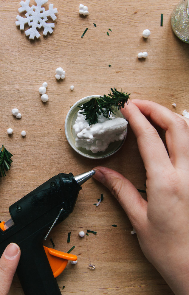 DIY: Как сделать волшебный шар со снегом своими руками