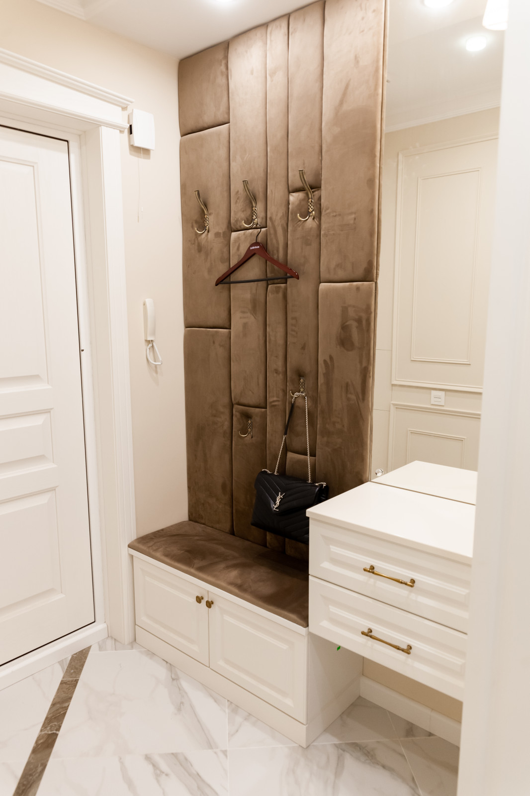 Обложка проекта: Фото проекта, ЖК "Маршал", г.Калуга (коридор)