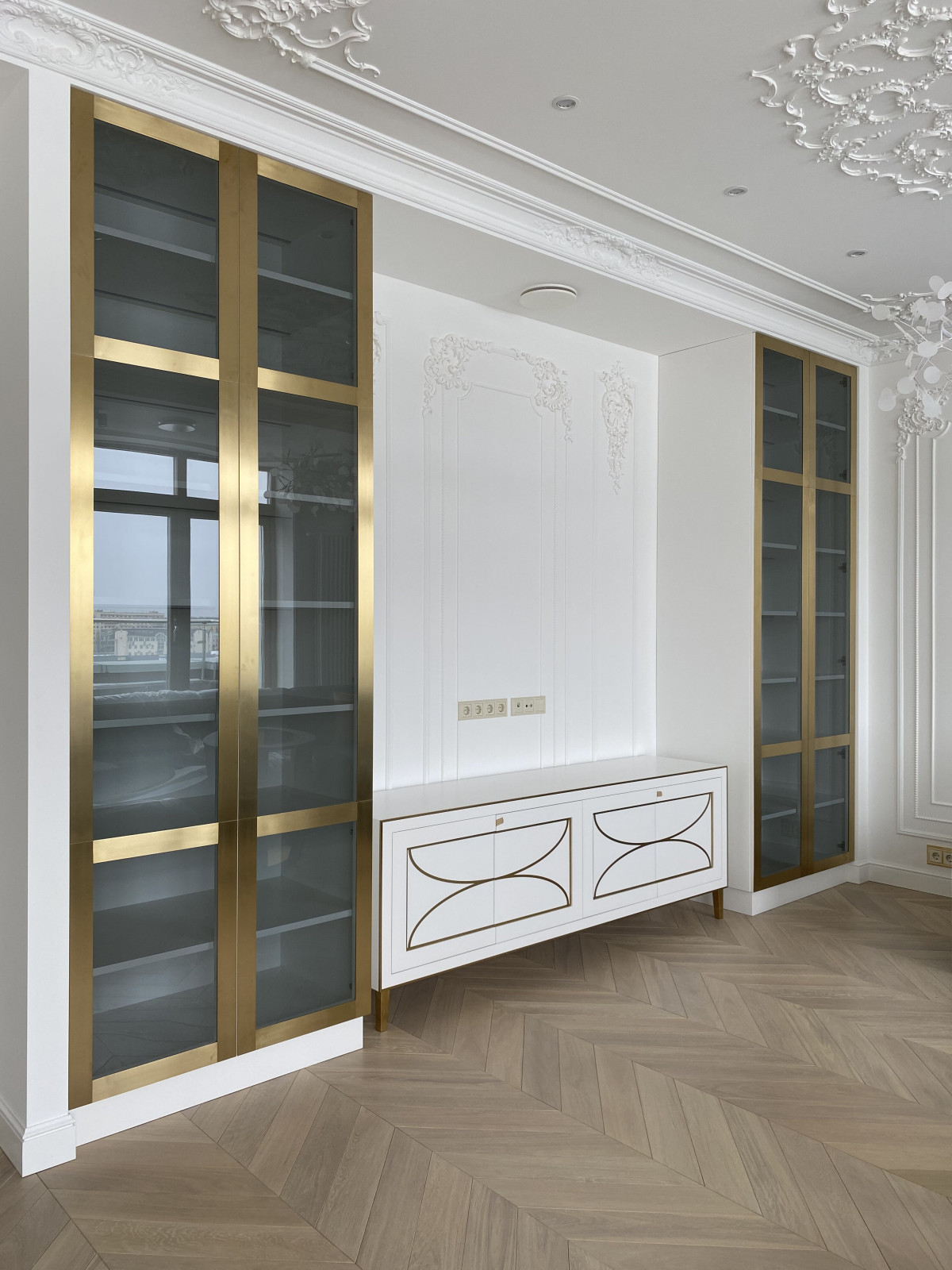 Витрины. Тумба под TV.