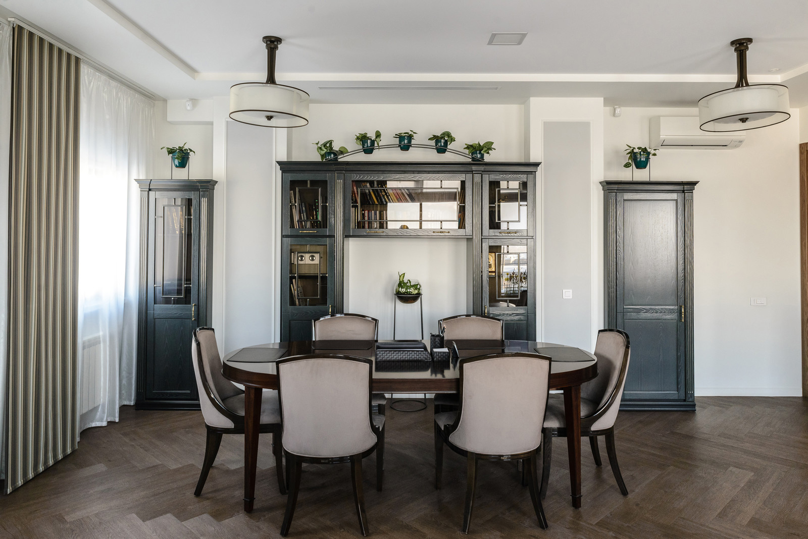 Озеленение холла помещения и кабинета руководителя