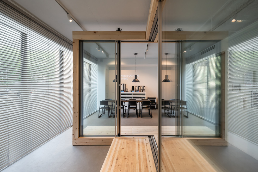 Обложка проекта: Шоурум Окна Мира