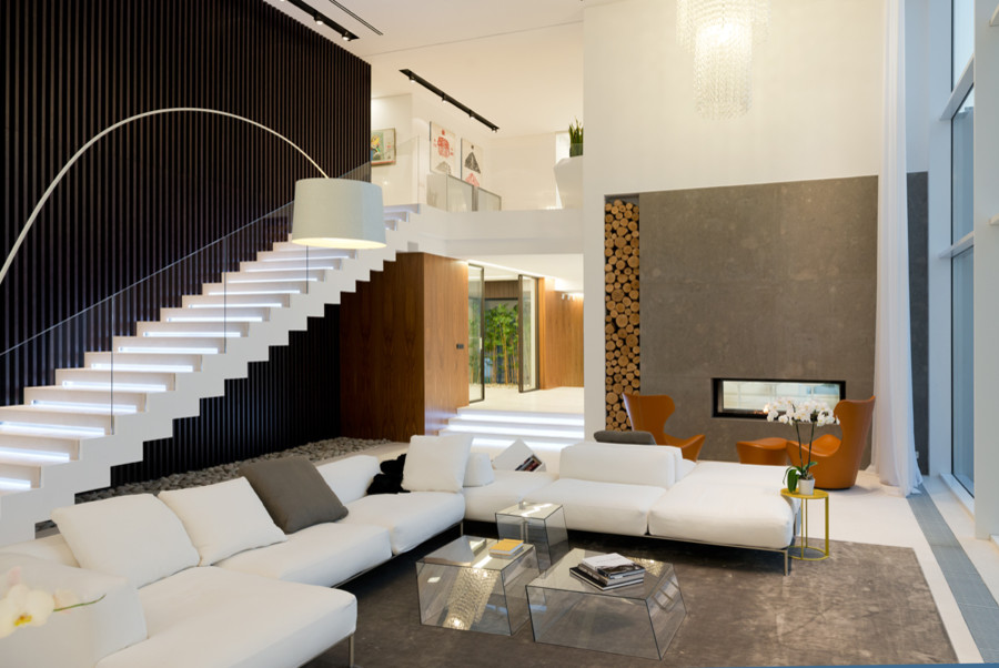 VILLA IN AGALAROV ESTATE