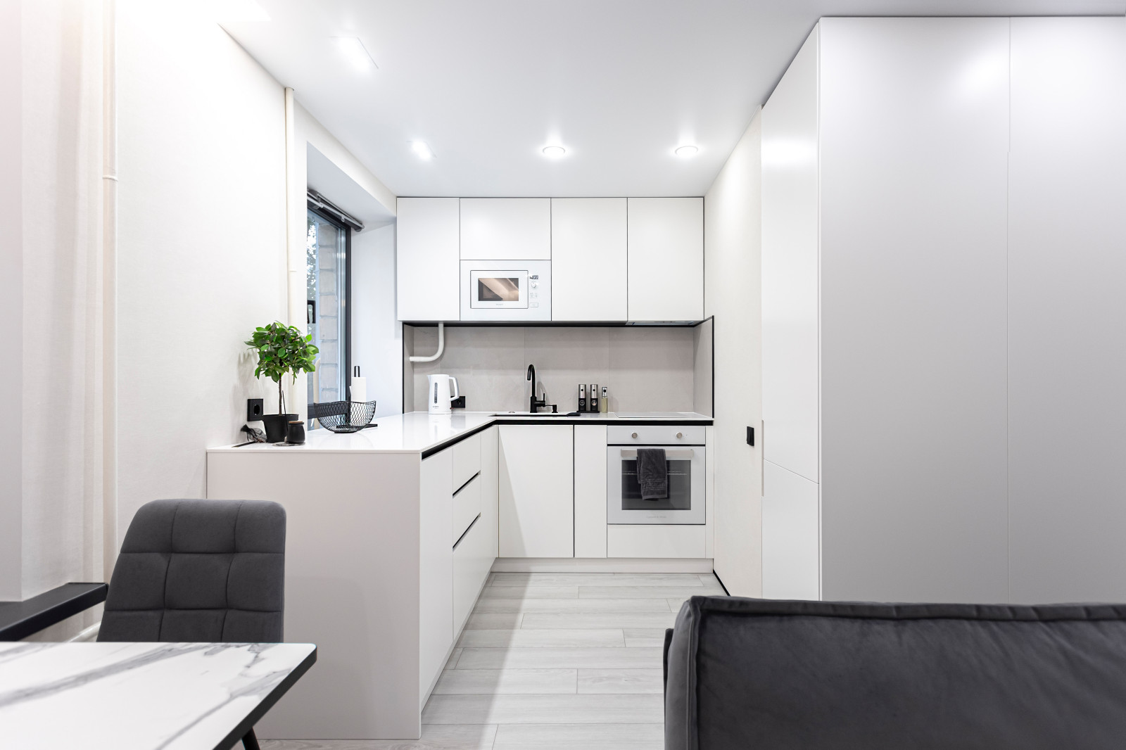 евродвушка в аренду в пятиэтажке рядом с Сити