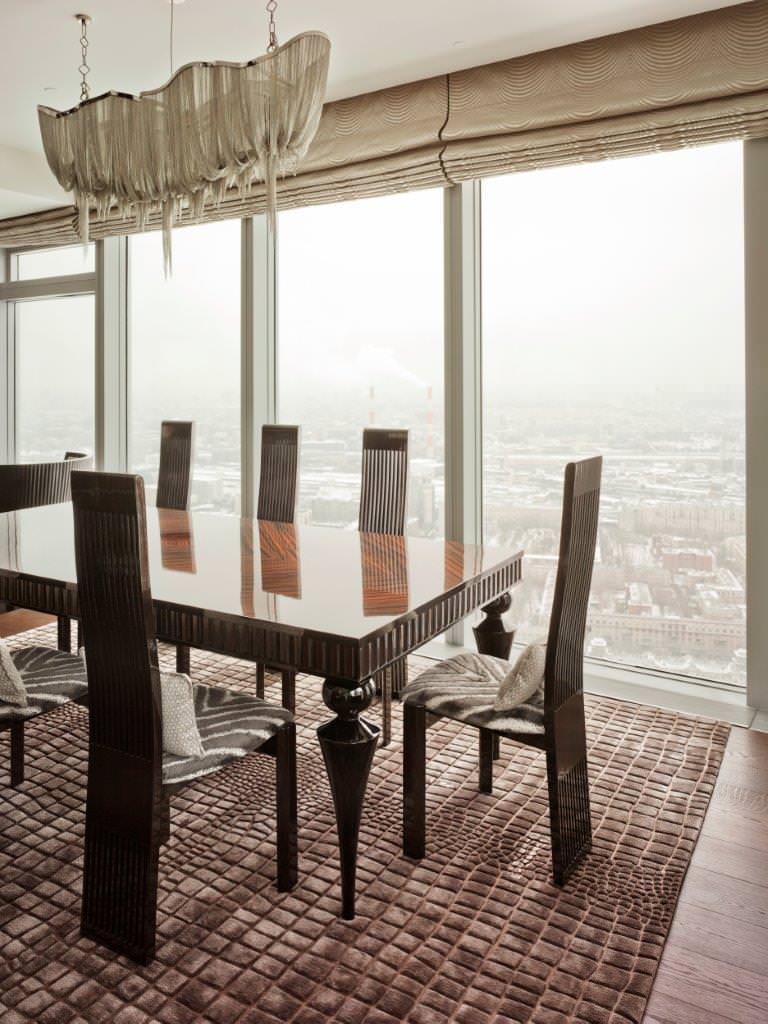 Столовая в эклектичном стиле