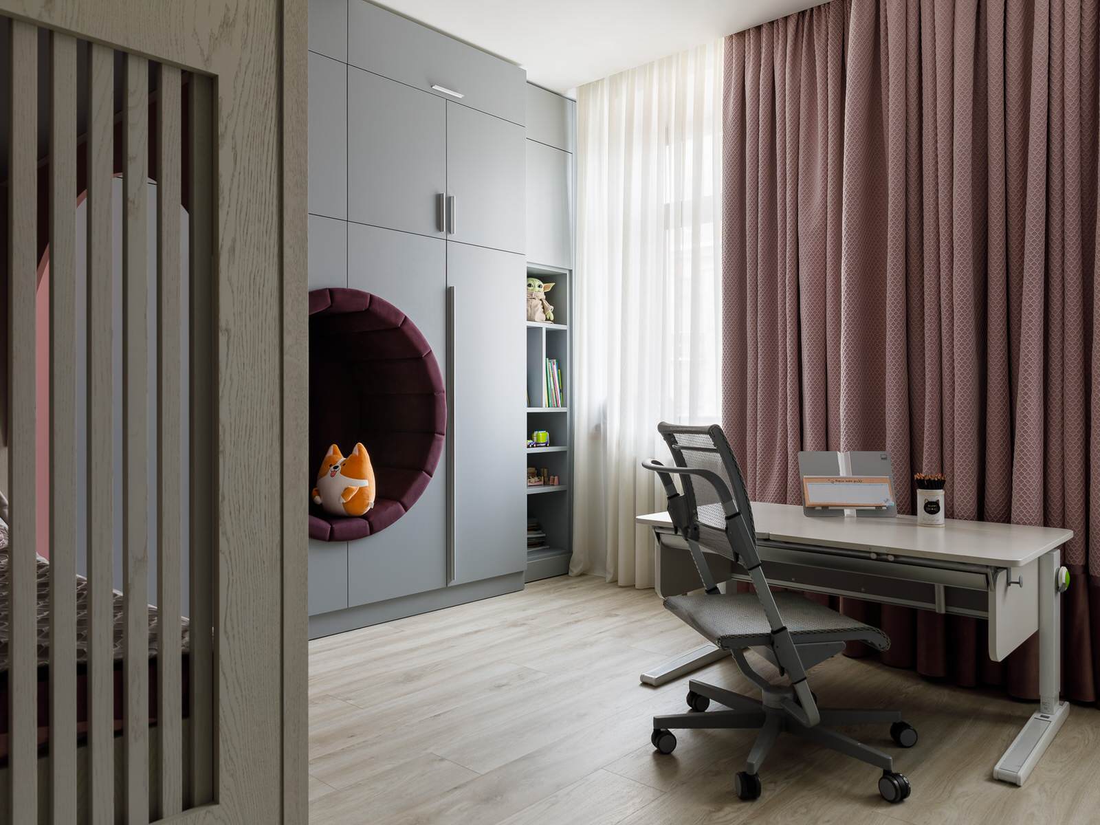 Четырехкомнатная квартира в современном стиле 166 м2