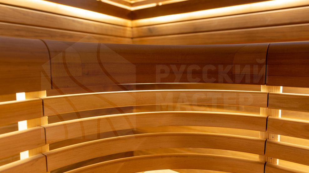 Баня по индивидуальному проекту: фигурные 3D-полки и отделка из термодревесины