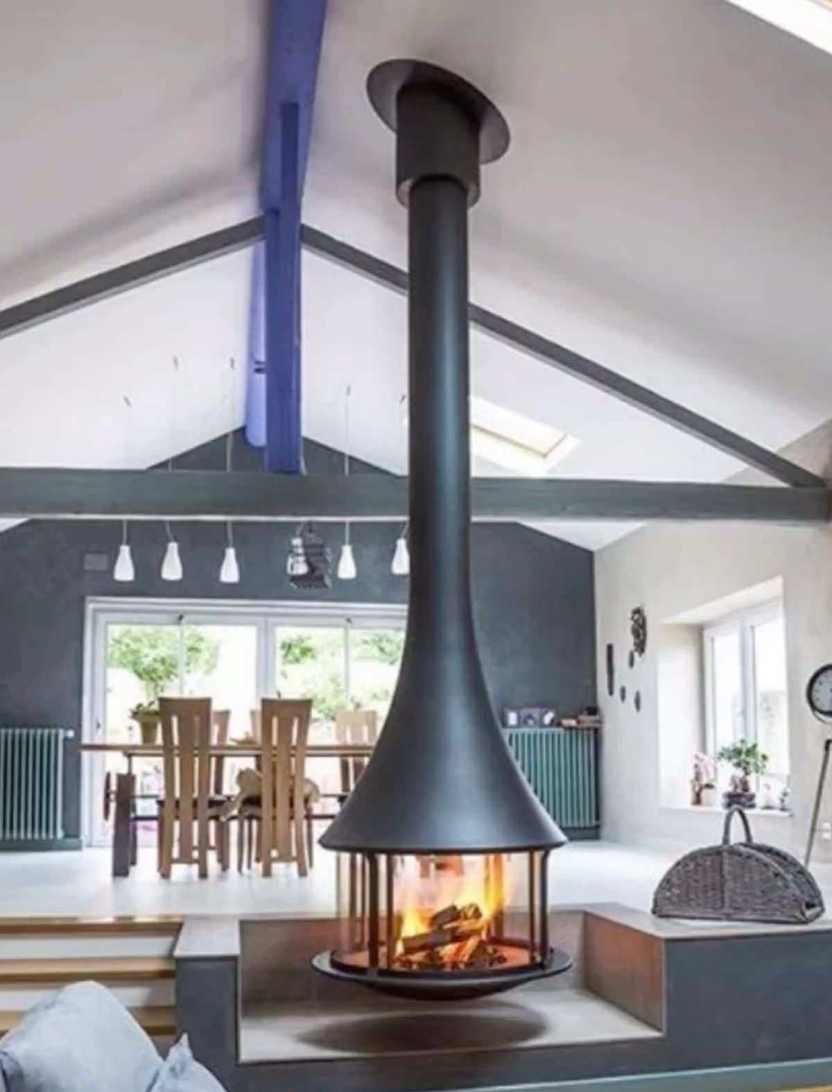 Обложка проекта: Подвесной камин INO