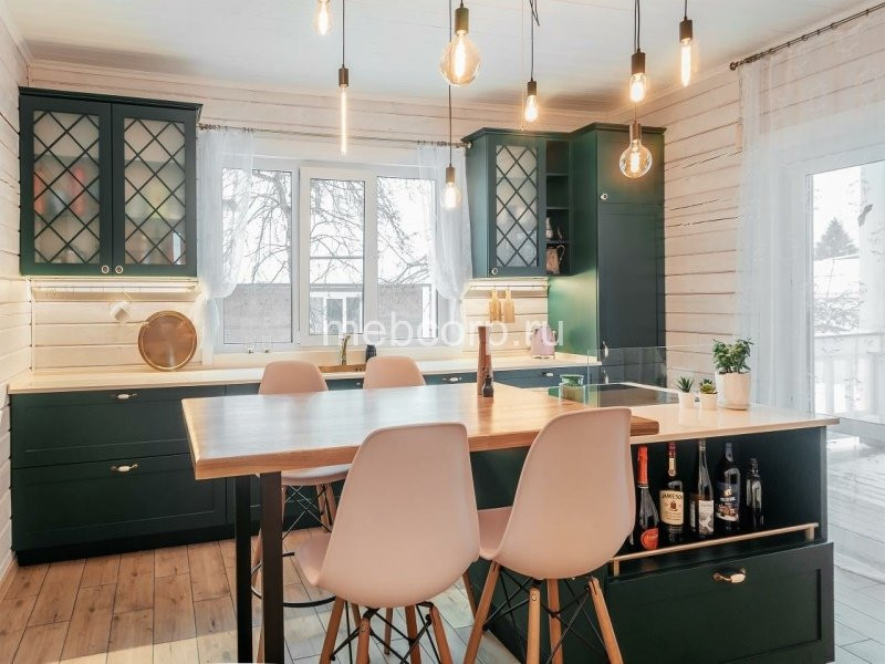 Обложка проекта: Кухня в загородный дом