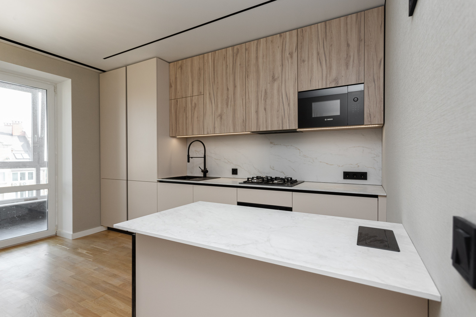 Современная кухня на ул. Озерной