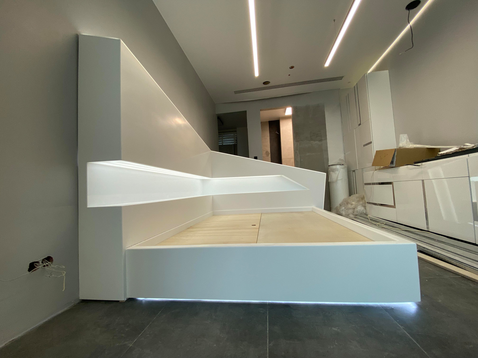 Парящая кровать