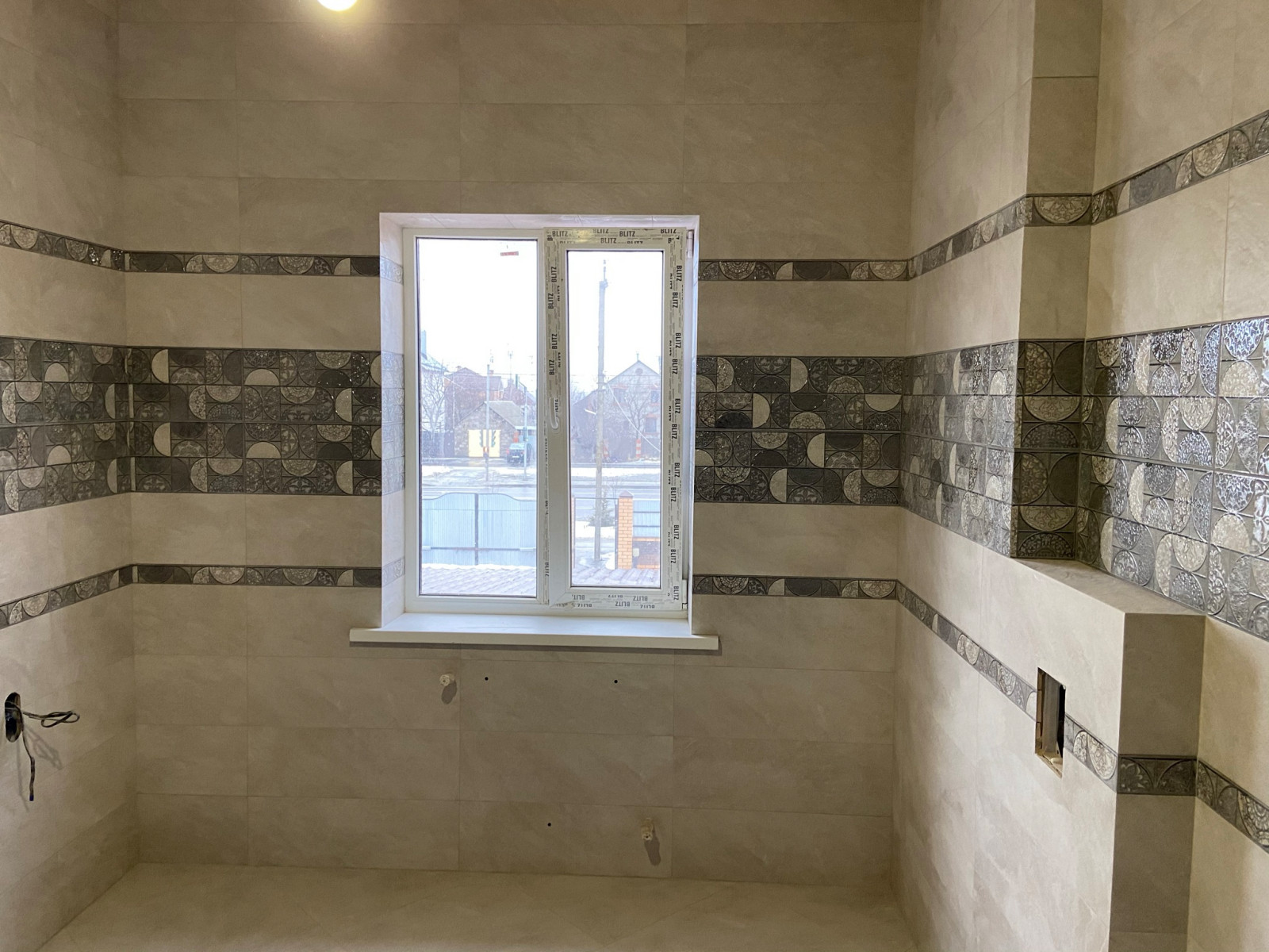 Укладка керамогранита в ваной