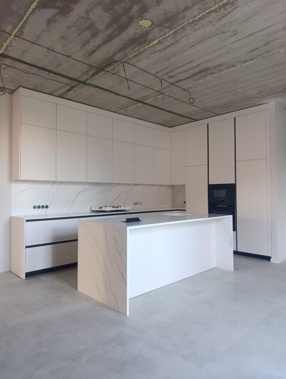 Обложка проекта: Минимализм, Евпатория