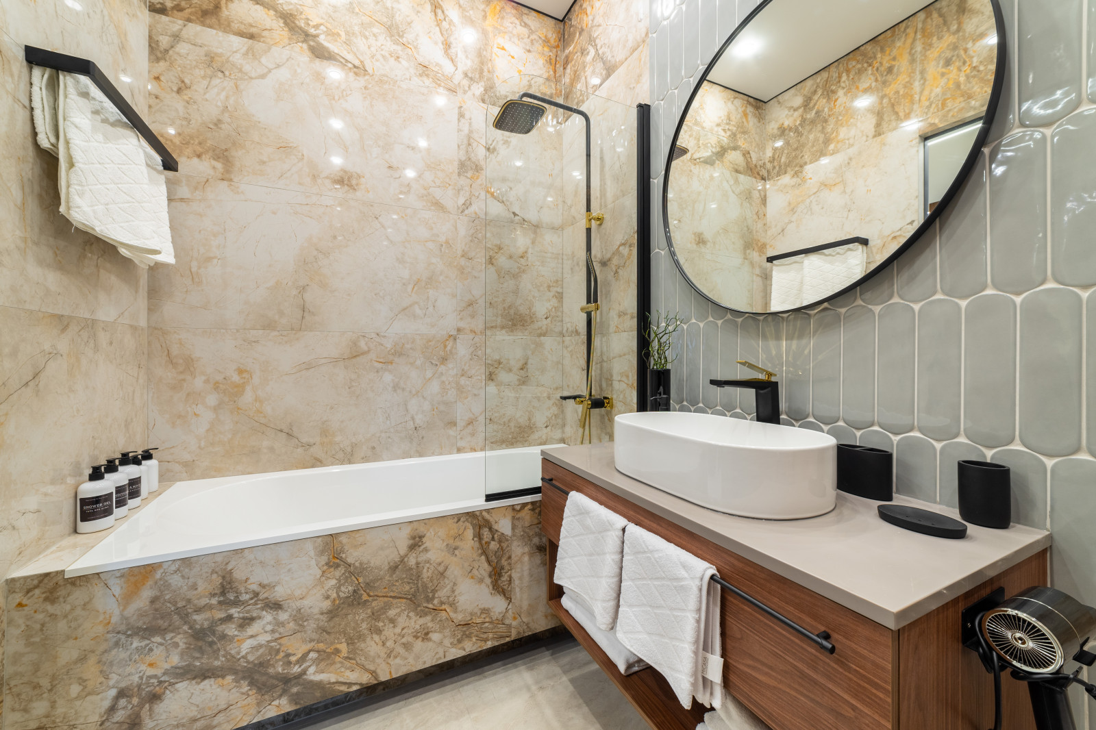 Квартира с современным ремонтом в Сочи