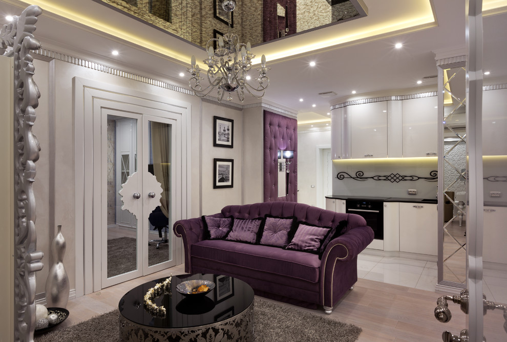 Светлые тона и зеркальные поверхности от Виктории Витковской