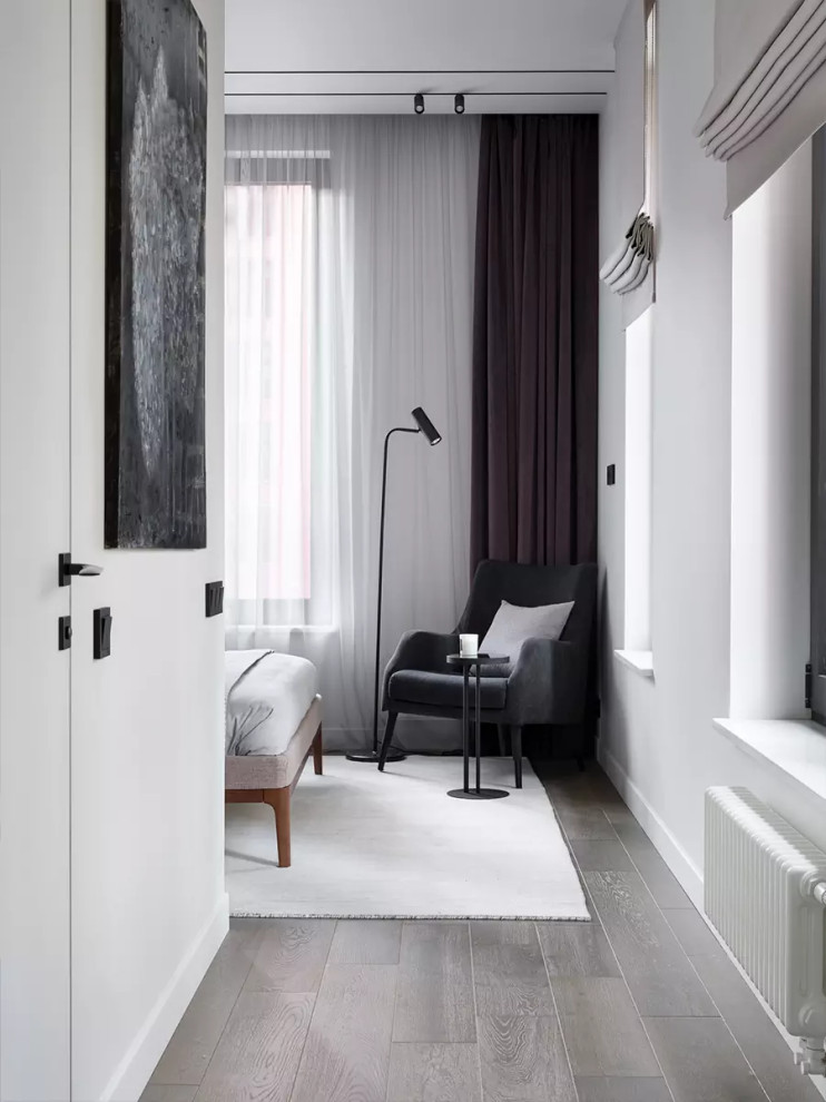 Лаконичный интерьер квартиры с коврами ручной работы