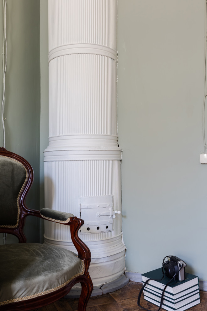 В гостях: Квартира в Петербурге – со слоном и антиквариатом