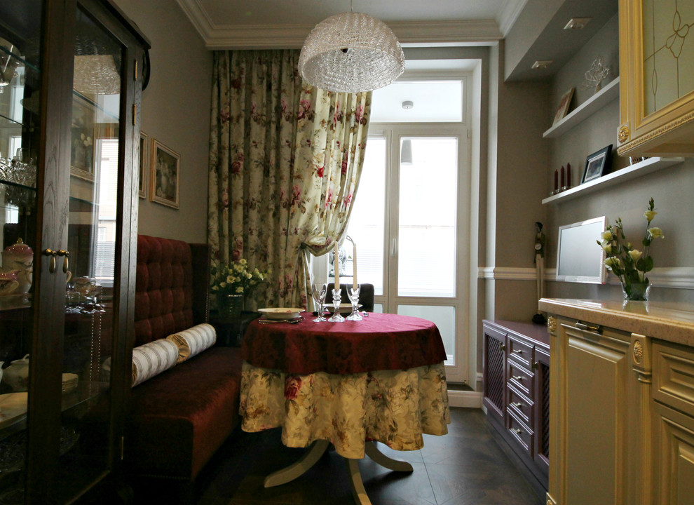 "Любимой бабушке"