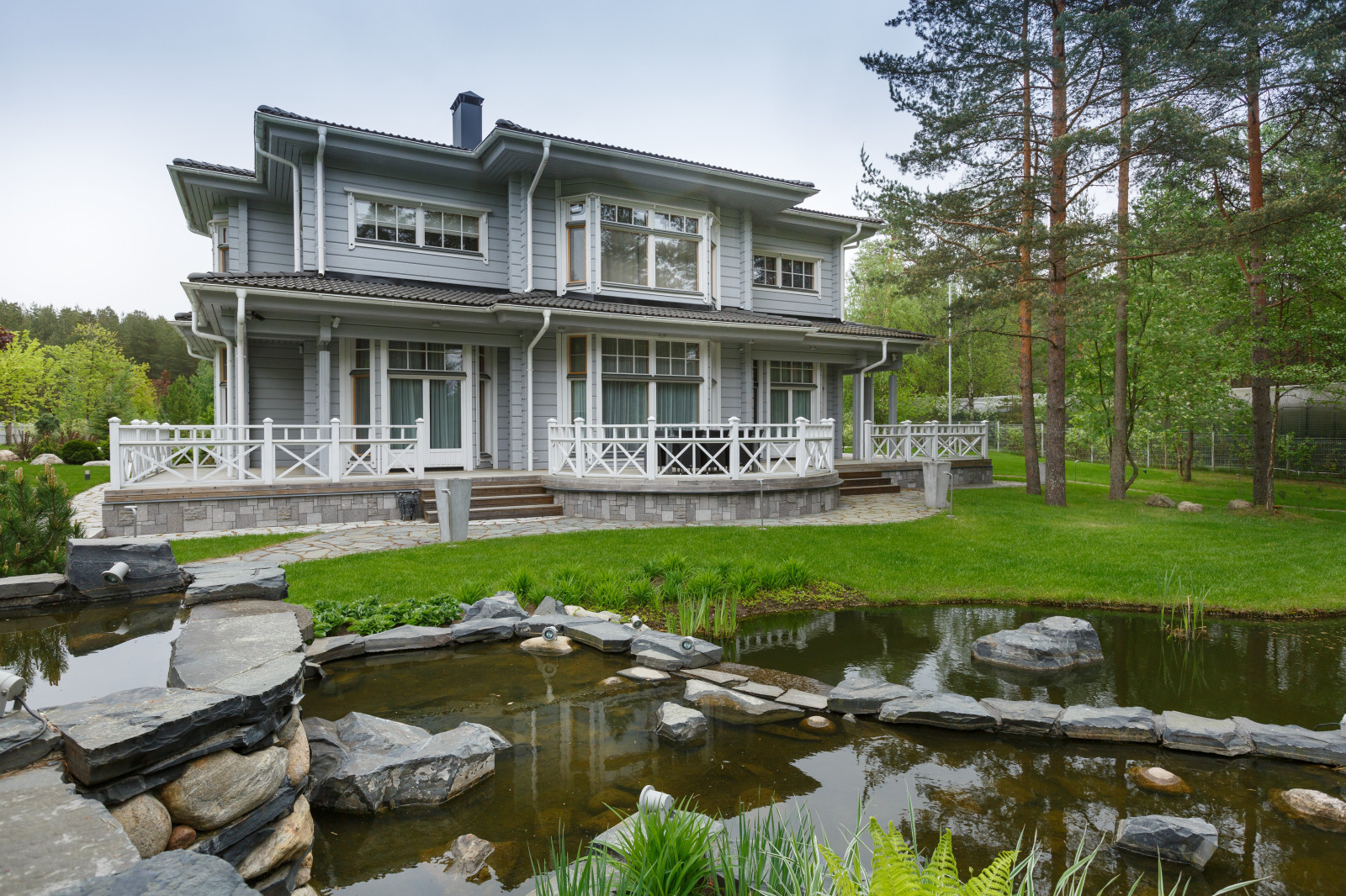 Усадьба в поселке Медное Озеро