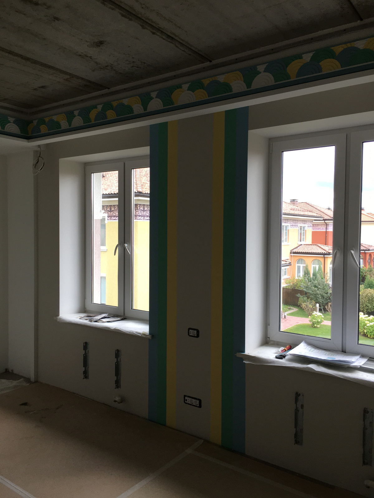 Интерьер в стиле современной классики с элементами Ар Деко.